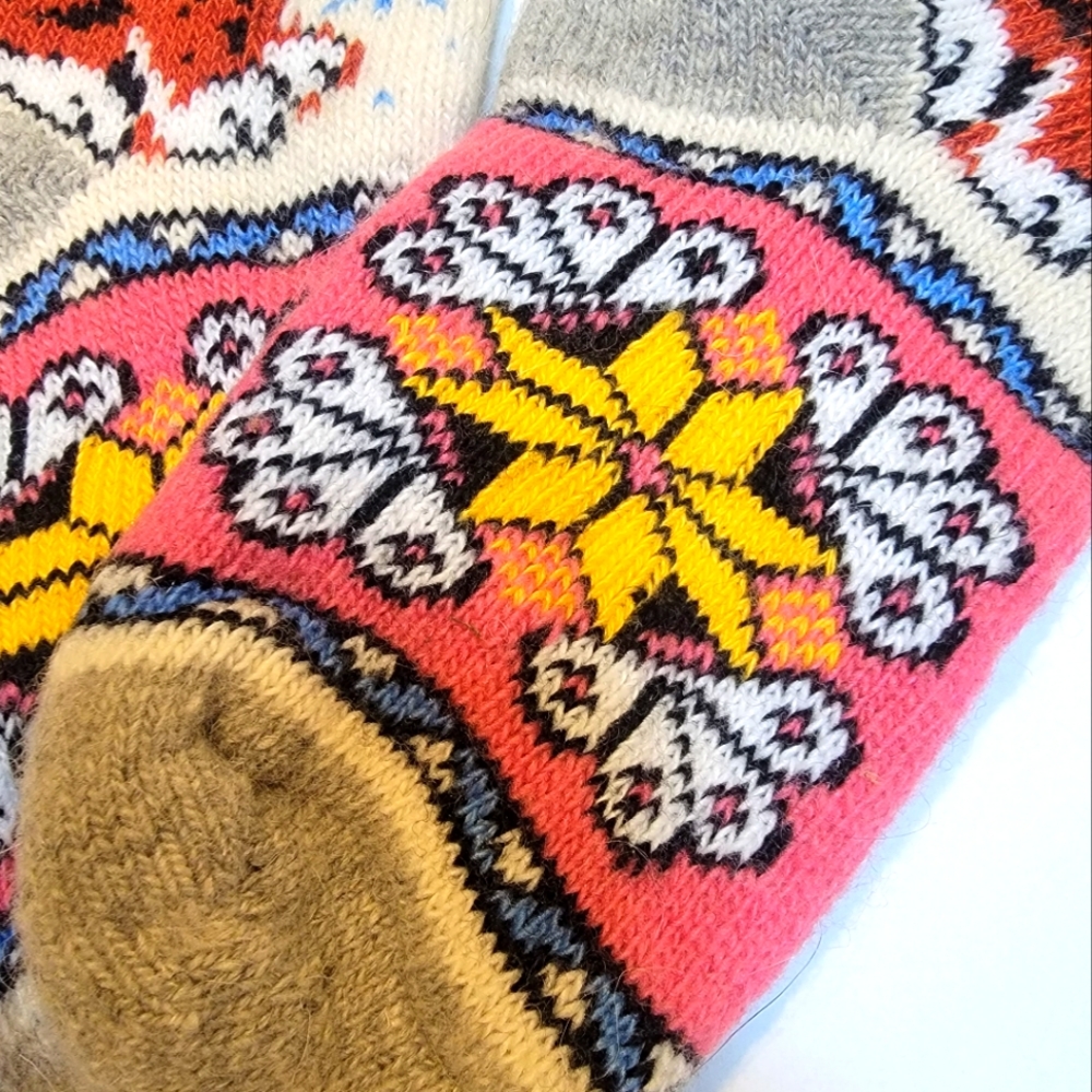 Handknitted wool socks. New,Great 🎁